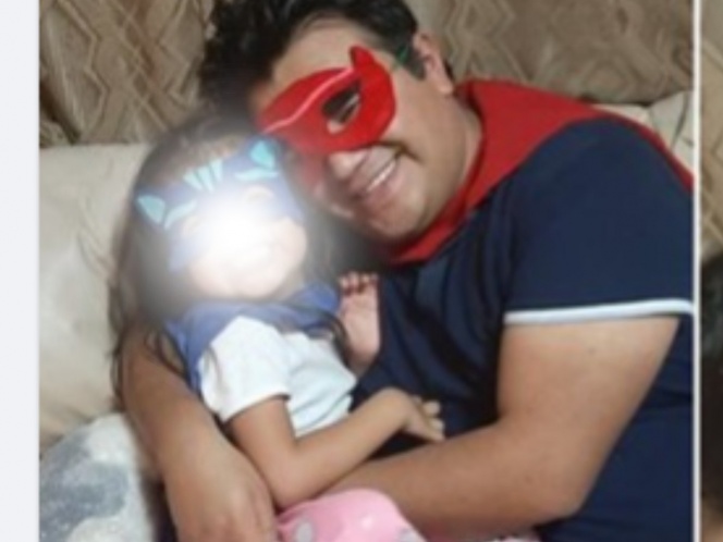 ‘Corren’ a camillero de su casa por tener covid-19