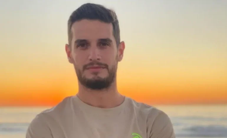 Adrián Marcelo se va de Multimedios