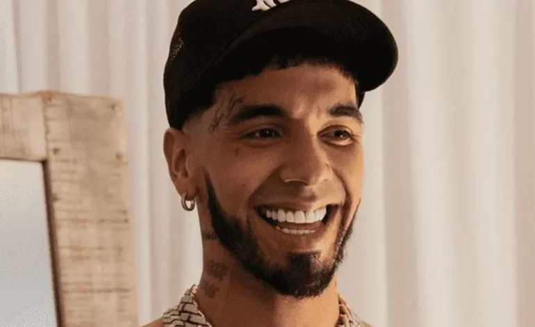 Anuel AA reconoce a su hija un año después de que la madre hiciera público el caso