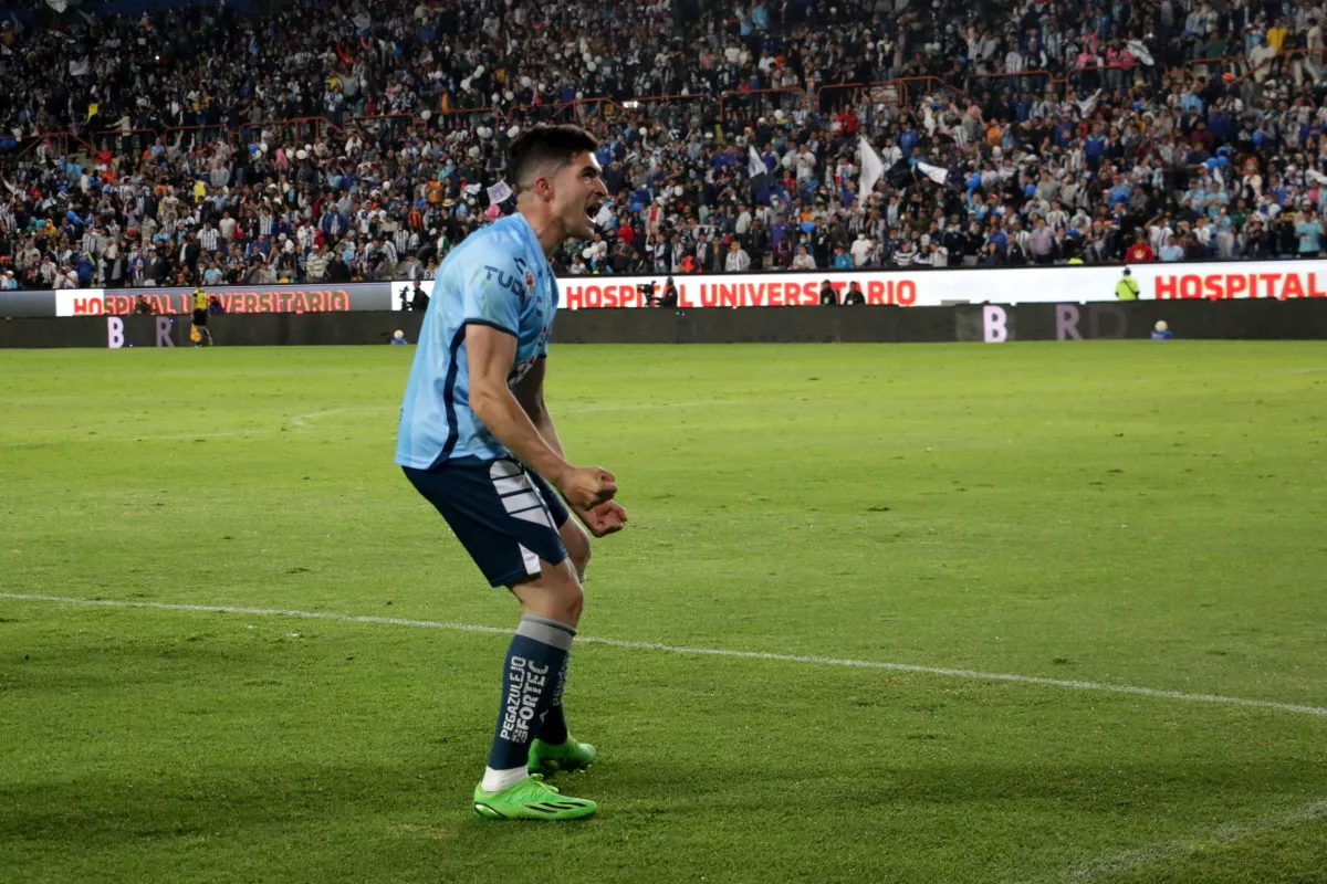 El goleador argentino Nicolás Ibáñez ficha con los Tigres UANL