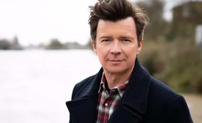 Rick Astley nervioso de presentarse en Glastonbury