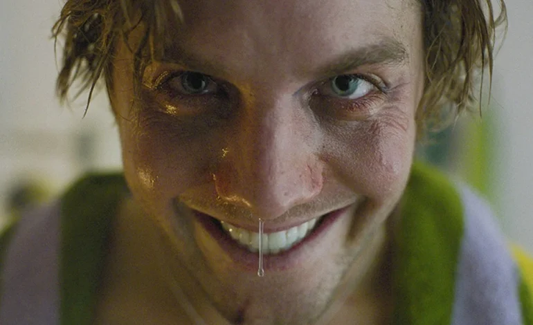 “Smile 2” sonríe al 1er lugar en taquilla