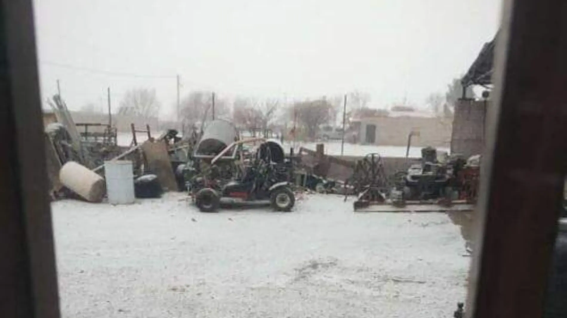 Cae la primera nevada del año en Janos