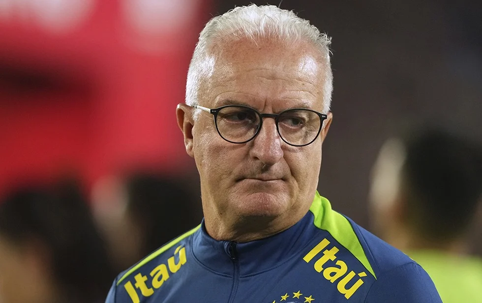Brasil despide al técnico Dorival Júnior