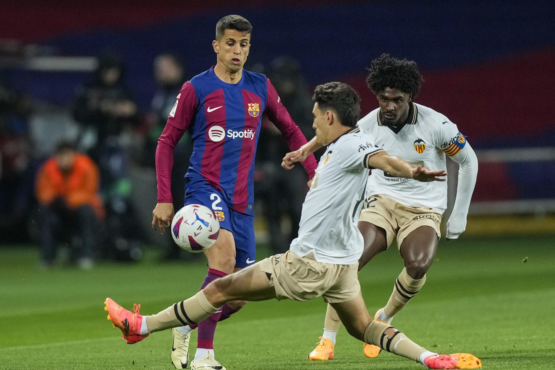 Joao Cancelo está listo para ser presentado con el Barcelona